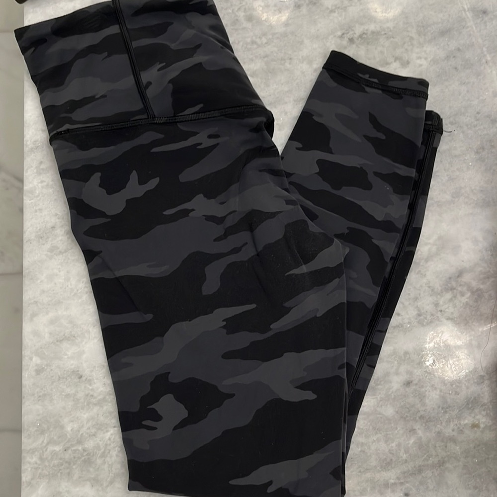 Athleta camo tights